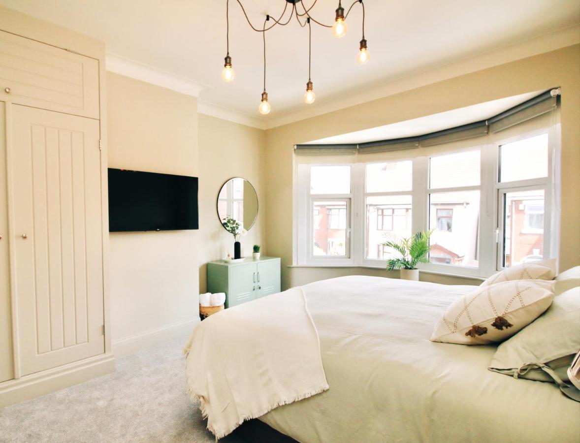 Xxhot Tubxx 4Bed Semi, Sleeps 8, 2 Bathrooms Blackpool Exteriér fotografie