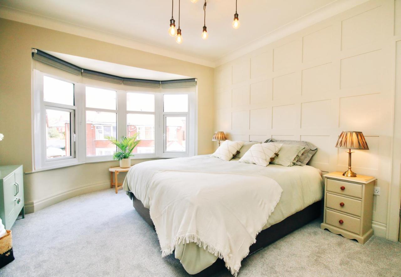 Xxhot Tubxx 4Bed Semi, Sleeps 8, 2 Bathrooms Blackpool Exteriér fotografie