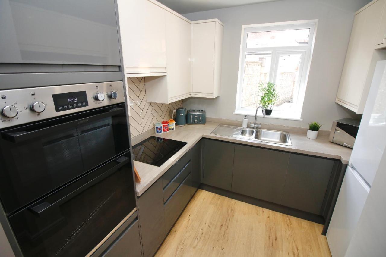 Xxhot Tubxx 4Bed Semi, Sleeps 8, 2 Bathrooms Blackpool Exteriér fotografie
