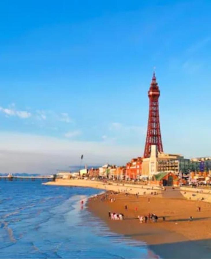 Xxhot Tubxx 4Bed Semi, Sleeps 8, 2 Bathrooms Blackpool Exteriér fotografie