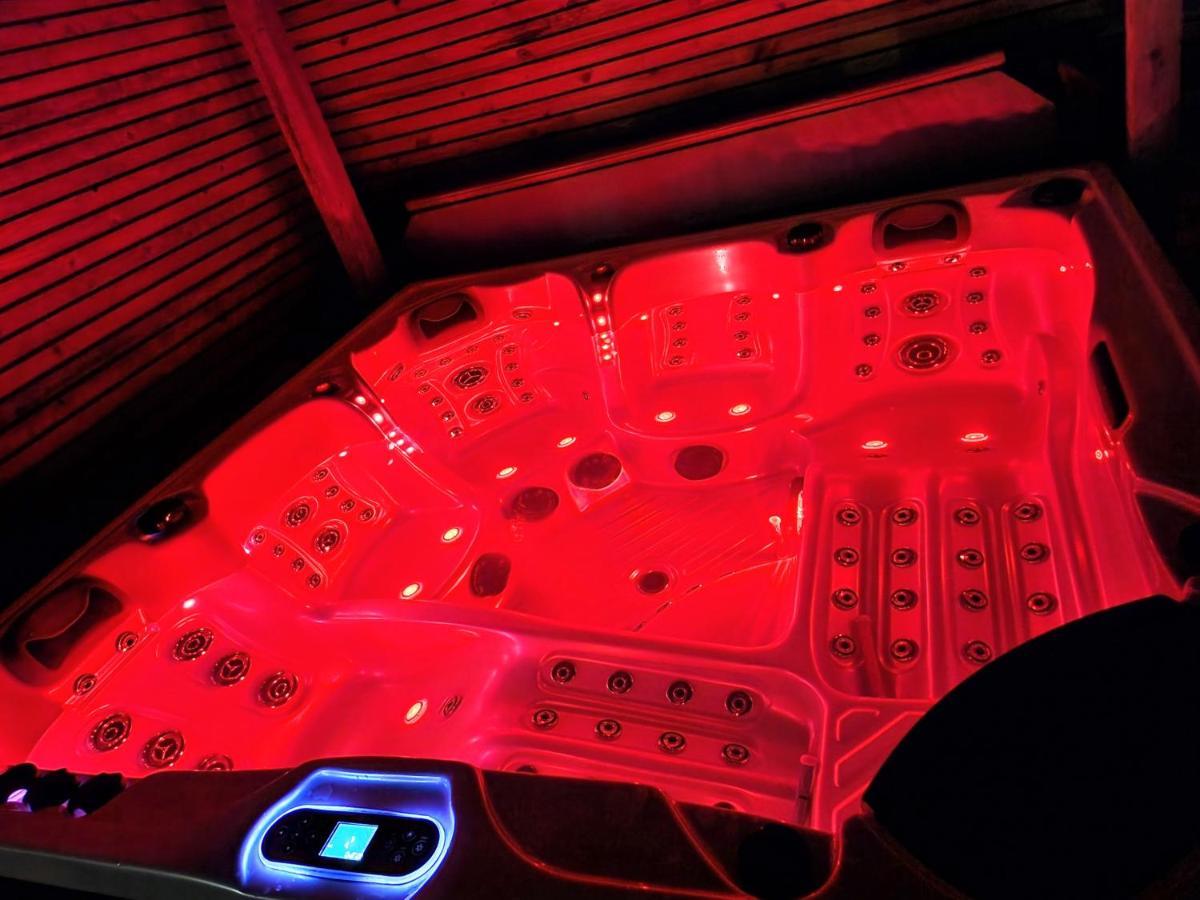 Xxhot Tubxx 4Bed Semi, Sleeps 8, 2 Bathrooms Blackpool Exteriér fotografie